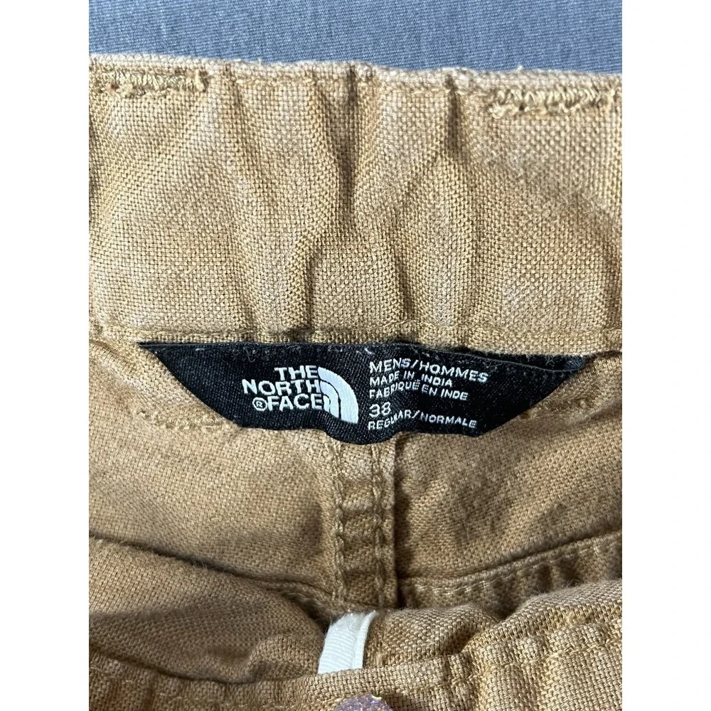 The North Face Canvas Cargo Hiking Shorts  Men's 38 Khaki Brown